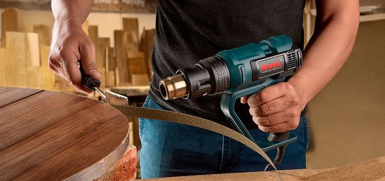¿Cómo quitar pintura o adhesivos con pistola de calor sin dañar la superficie?